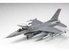 Tamiya F-16 Cj Fighting Falcon, 1:48