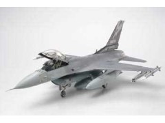 Tamiya F-16C (Block 25/32) 1:48