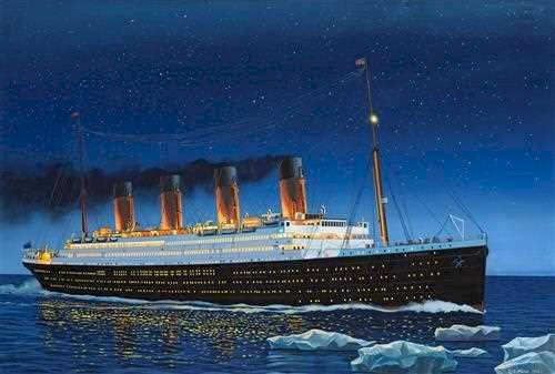 Revell R.M.S. Titanic 1:700