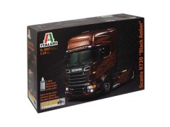 Italeri Scania R730 ''Black Amber'' 1:24